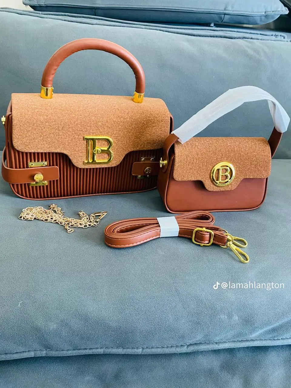 Hand bag