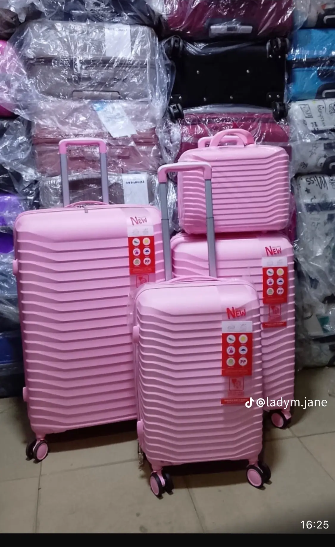 Traveling boxs