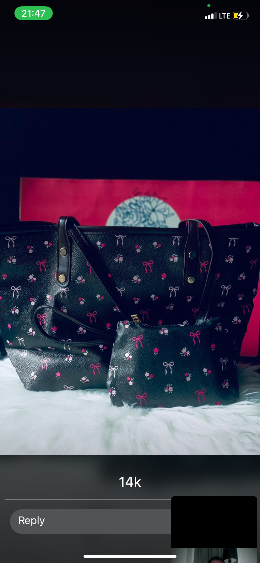 Tote bag