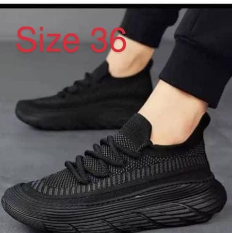 Clearance sales for children shoes 