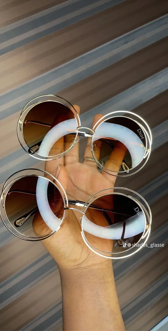 Sun glasses/Eye glasses (luxury shades)