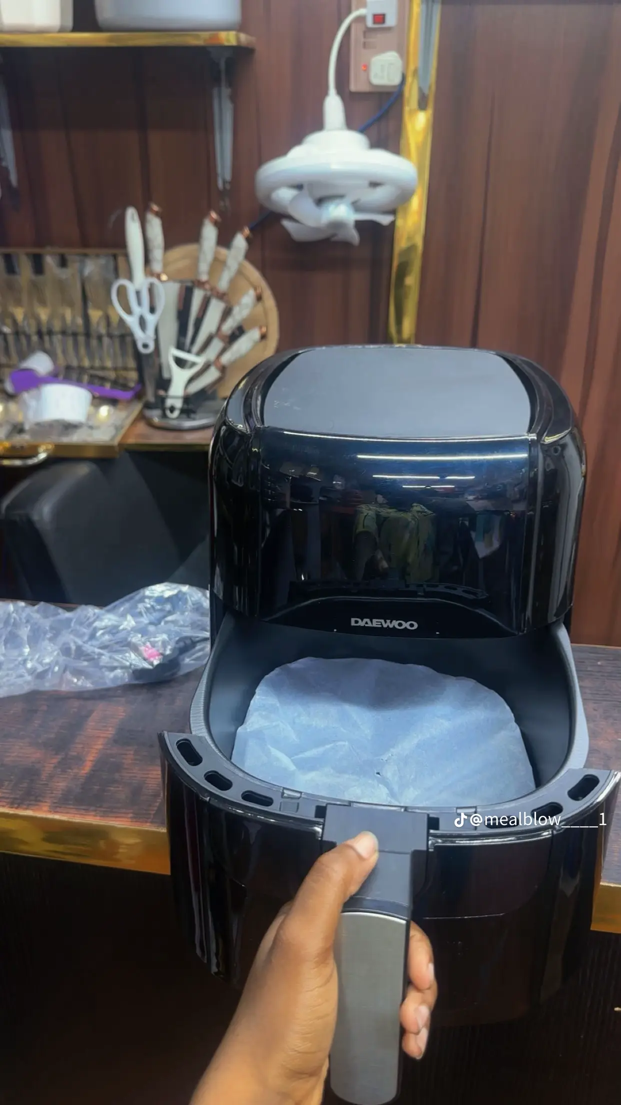 Air fryer 